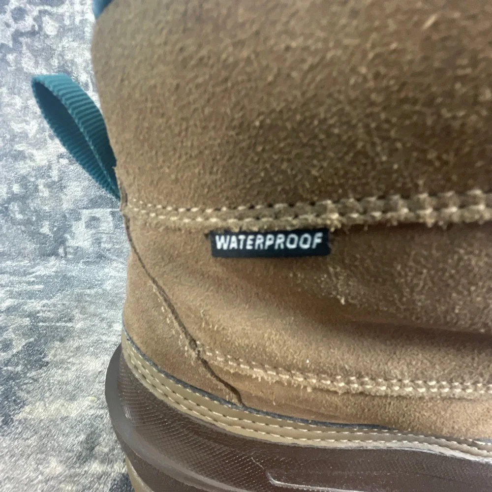 The North Face Womens 10 Chilkat III Winter Boots Brown Tan Leather Rubber
